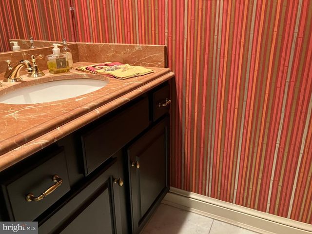 3616 WINFIELD LN NW, Washington, DC 20007