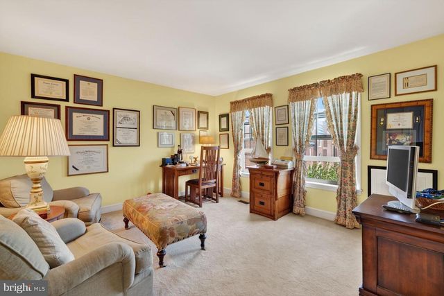 3616 WINFIELD LN NW, Washington, DC 20007