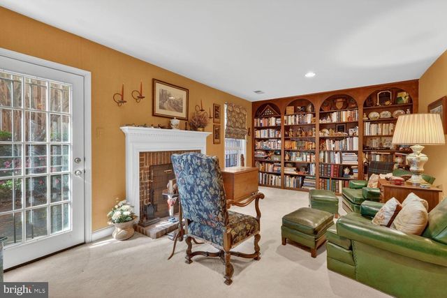 3616 WINFIELD LN NW, Washington, DC 20007