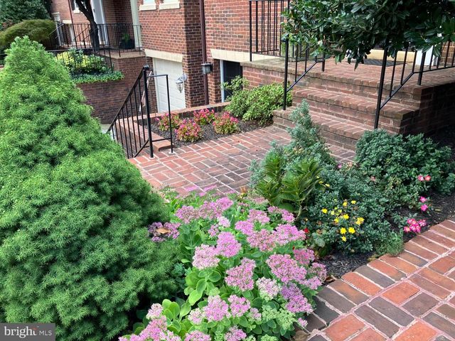 3616 WINFIELD LN NW, Washington, DC 20007