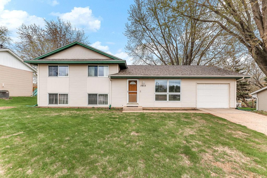7913 80th Street S, Cottage Grove, MN 55016