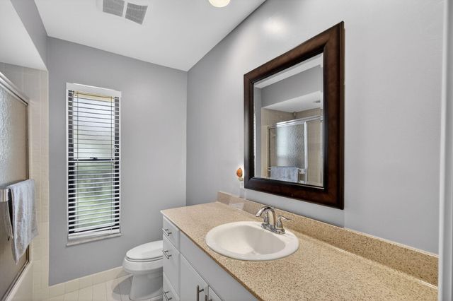 13706 Cross Pointe Drive, Palm Beach Gardens, FL 33418