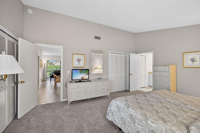 13706 Cross Pointe Drive, Palm Beach Gardens, FL 33418