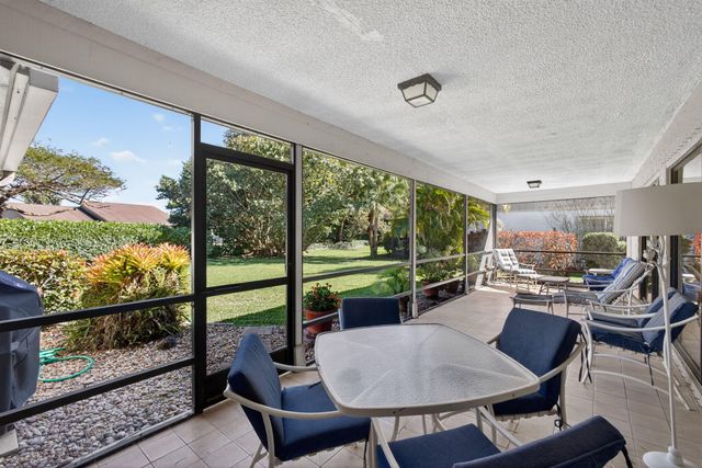 13706 Cross Pointe Drive, Palm Beach Gardens, FL 33418