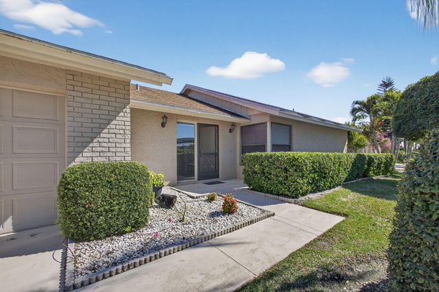 13706 Cross Pointe Drive, Palm Beach Gardens, FL 33418