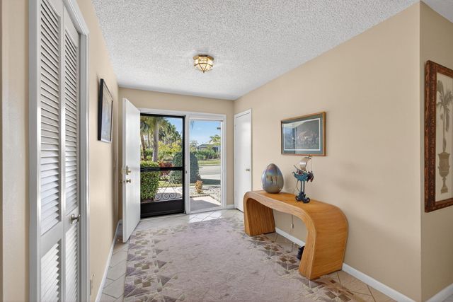 13706 Cross Pointe Drive, Palm Beach Gardens, FL 33418