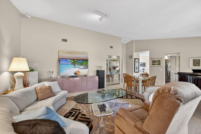 13706 Cross Pointe Drive, Palm Beach Gardens, FL 33418