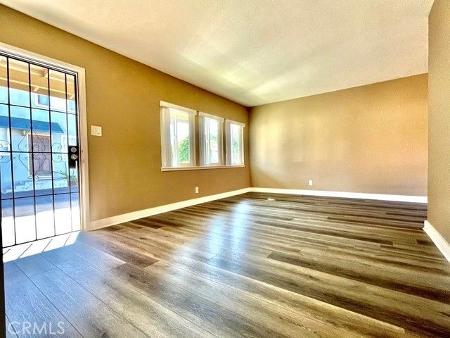 2536 Orange Avenue F, Costa Mesa, CA 92627