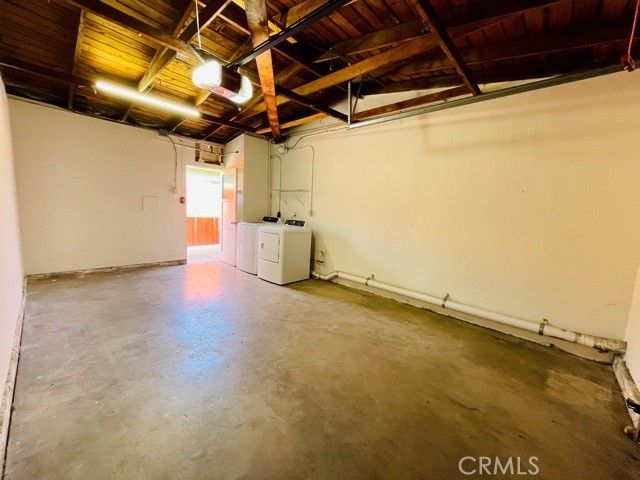 2536 Orange Avenue F, Costa Mesa, CA 92627