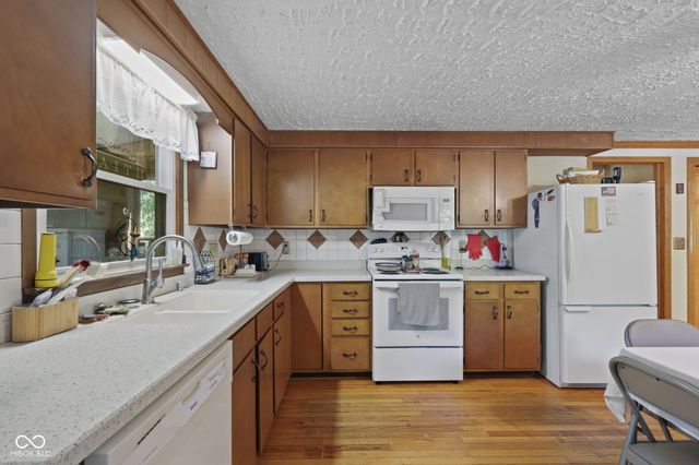 1529 Upper Schooner Road, Nashville, IN 47448