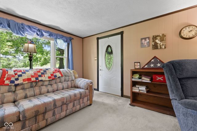 1529 Upper Schooner Road, Nashville, IN 47448