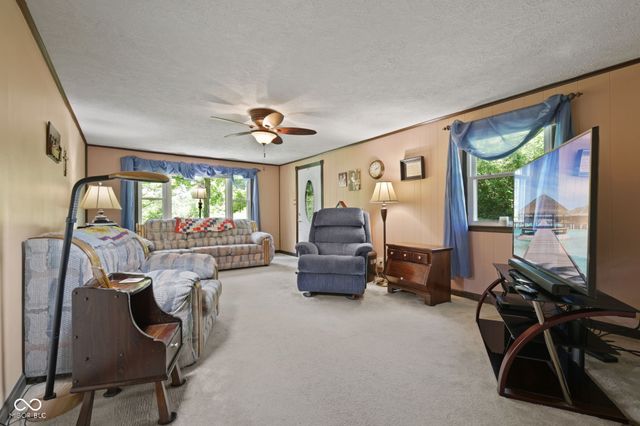 1529 Upper Schooner Road, Nashville, IN 47448