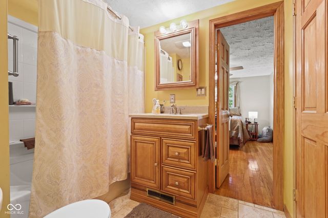 1529 Upper Schooner Road, Nashville, IN 47448