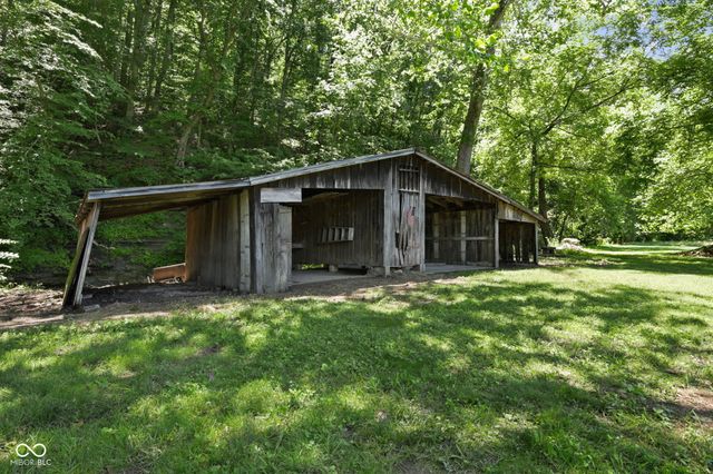 1529 Upper Schooner Road, Nashville, IN 47448