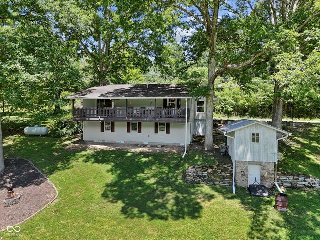 1529 Upper Schooner Road, Nashville, IN 47448