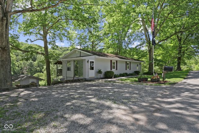 1529 Upper Schooner Road, Nashville, IN 47448