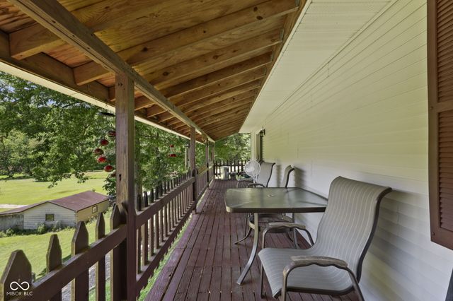 1529 Upper Schooner Road, Nashville, IN 47448