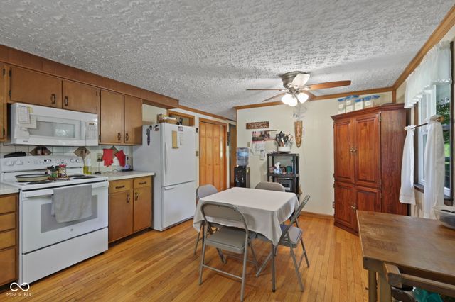 1529 Upper Schooner Road, Nashville, IN 47448