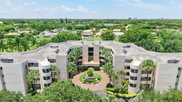 5800 Camino Del Sol 102, Boca Raton, FL 33433
