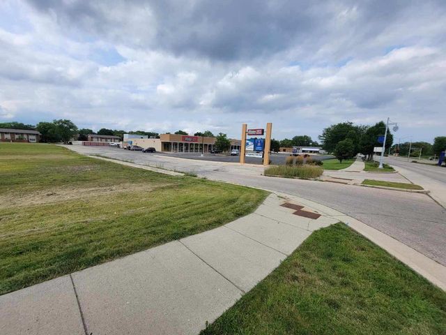 W171S7452 LANNON DRIVE, Muskego, WI 53150