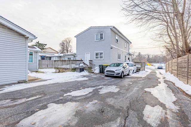 513 N Park Street, Westmont, IL 60559