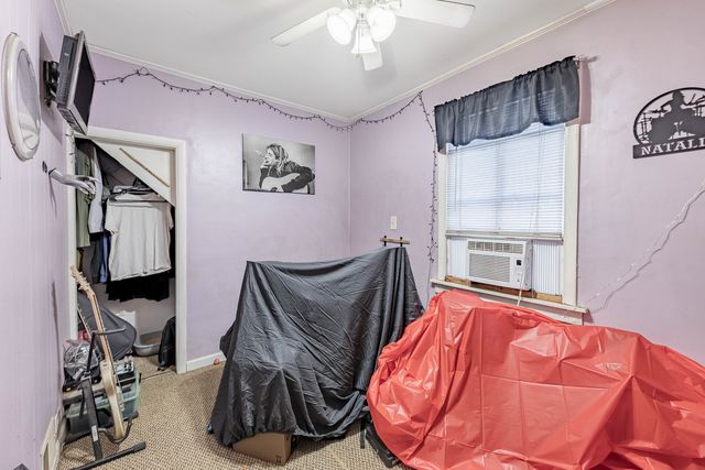 513 N Park Street, Westmont, IL 60559