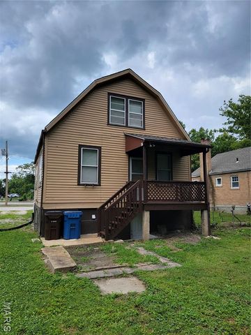 26 Compton Avenue, Ferguson, MO 63135