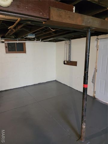 26 Compton Avenue, Ferguson, MO 63135