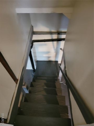 26 Compton Avenue, Ferguson, MO 63135