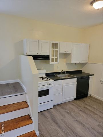 26 Compton Avenue, Ferguson, MO 63135