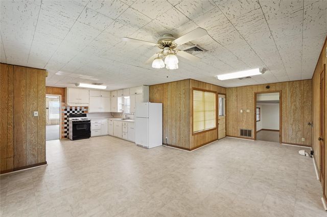 6407 Pleak Road, Richmond, TX 77469