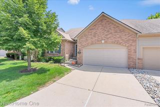 245 Winslow Circle 56, Commerce Twp, MI 48390