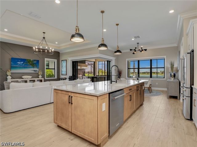 18412 Ridgeline DR, Estero, FL 33928