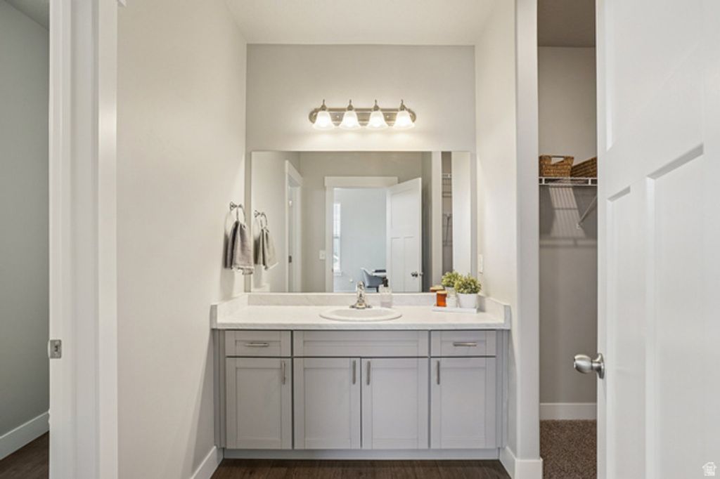 Image 20 of property listing at 1787 N FESTIVE WAY #B304, Saratoga Springs, UT 84045