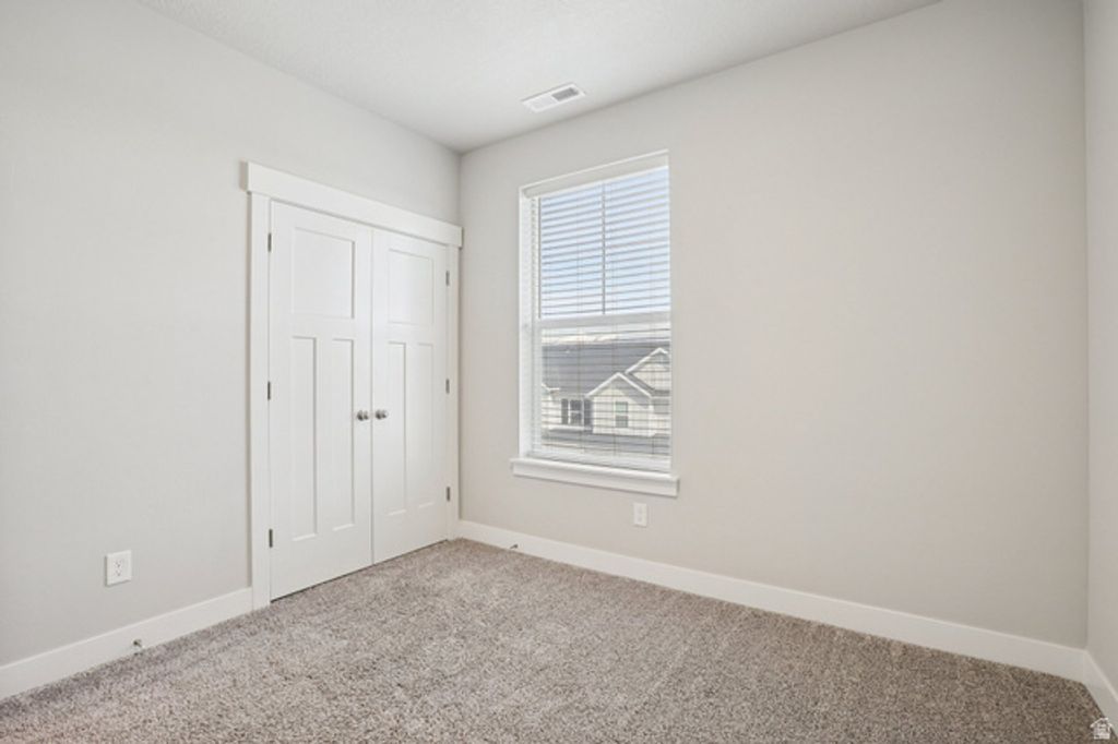 Image 28 of property listing at 1787 N FESTIVE WAY #B304, Saratoga Springs, UT 84045