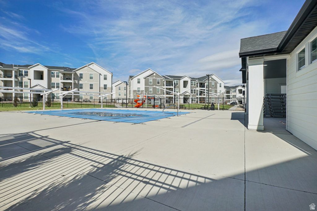 Image 35 of property listing at 1787 N FESTIVE WAY #B304, Saratoga Springs, UT 84045