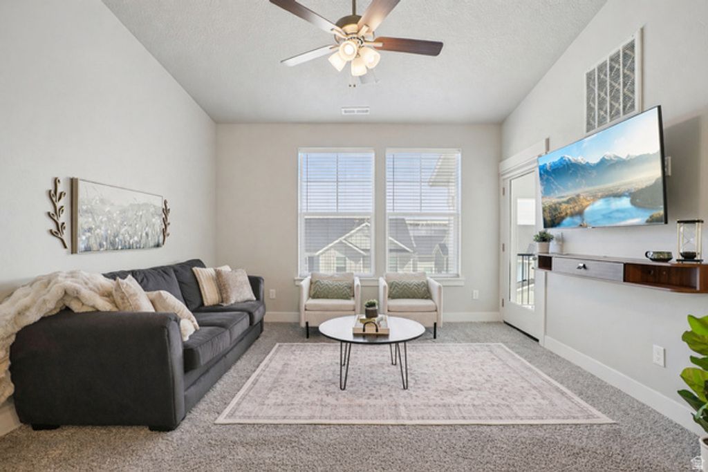 Image 5 of property listing at 1787 N FESTIVE WAY #B304, Saratoga Springs, UT 84045