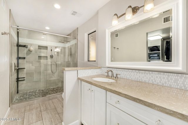 11449 N BANCROFT Drive, Phoenix, AZ 85028