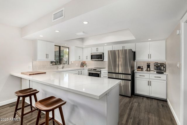 11449 N BANCROFT Drive, Phoenix, AZ 85028