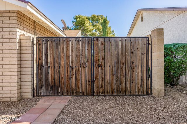 11449 N BANCROFT Drive, Phoenix, AZ 85028