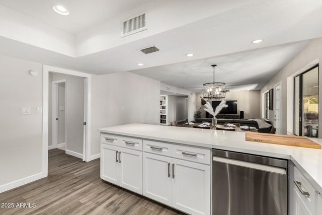 11449 N BANCROFT Drive, Phoenix, AZ 85028