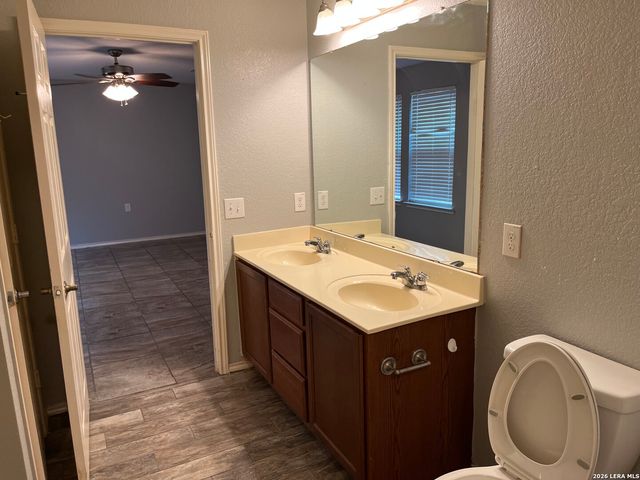 7430 Primrose Post, San Antonio, TX 78218