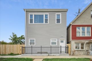10188 S Winston Avenue, Chicago, IL 60643