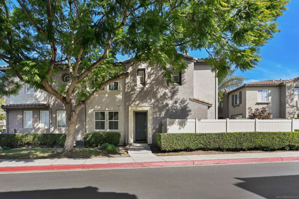 2732 Crown Ridge Rd 3, Chula Vista, CA 91915