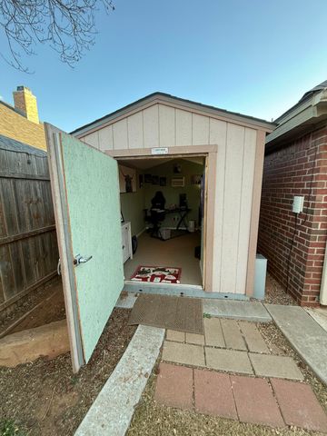 6304 78th Street, Lubbock, TX 79424