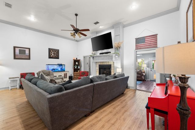 6304 78th Street, Lubbock, TX 79424