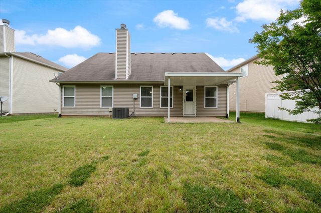 543 Creek Oak Dr, Murfreesboro, TN 37128