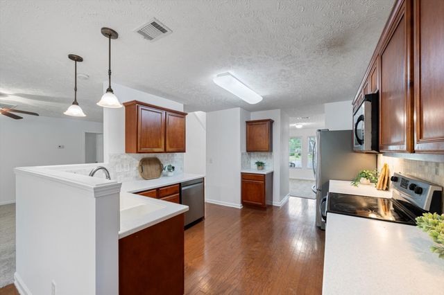 543 Creek Oak Dr, Murfreesboro, TN 37128