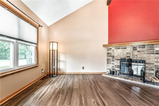 13815 S Acuff Street, Olathe, KS 66062
