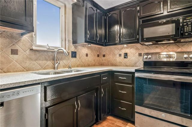 13815 S Acuff Street, Olathe, KS 66062